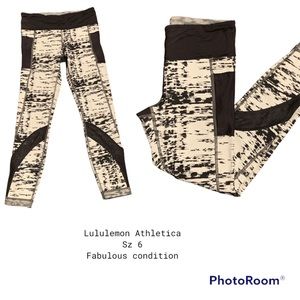Lululemon Athletica leggings Sz 6. Fabulous condition!